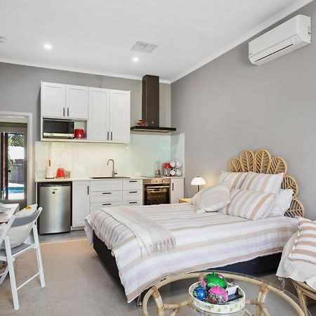 Haven Studio Hideaway Near Airport Пърт Екстериор снимка