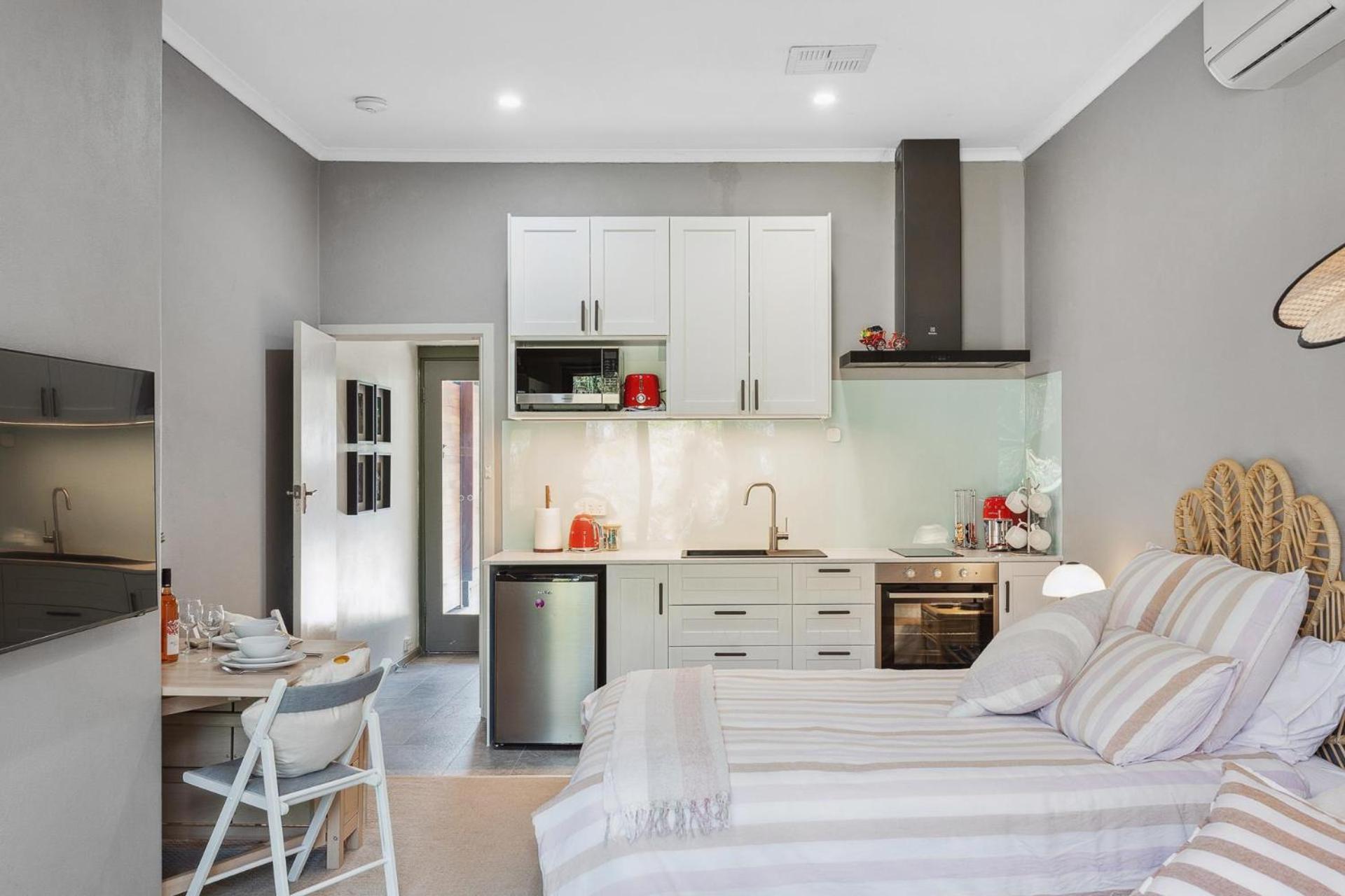 Haven Studio Hideaway Near Airport Пърт Екстериор снимка